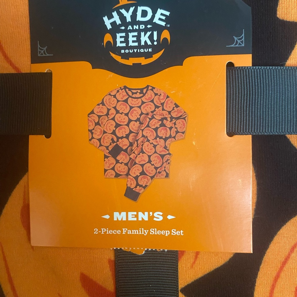Hyde & Eek! Men's Pumpkin Sleep Set - Black and Orange - Picture 2 of 2